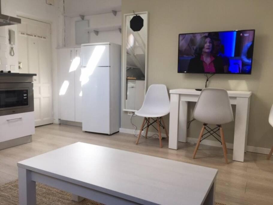 Appartamento Hortaleza 72 Calle, Preciosa Buhardilla Entre Chueca Y Malasana *